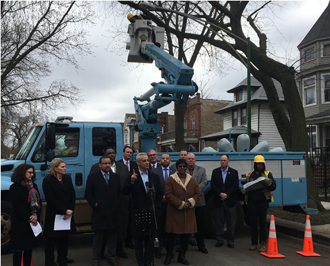 New Streetlight for South and West Sides